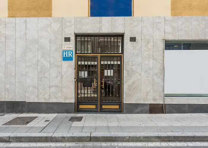 Hotel que admite mascotas: Hostal Uría