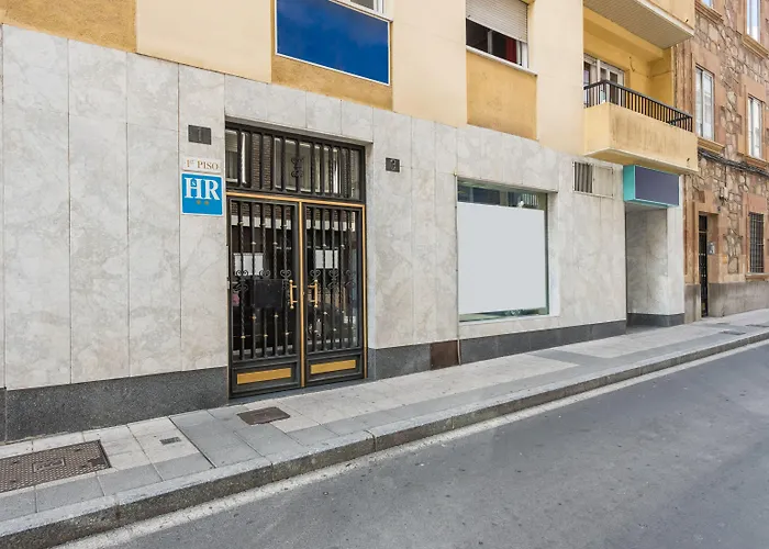 Hotel que admite mascotas: Hostal Uría